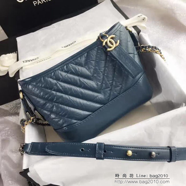 香奈兒CHANEL 91810 2018最新手掌紋V字線流浪包 比拼專櫃 DSC1604